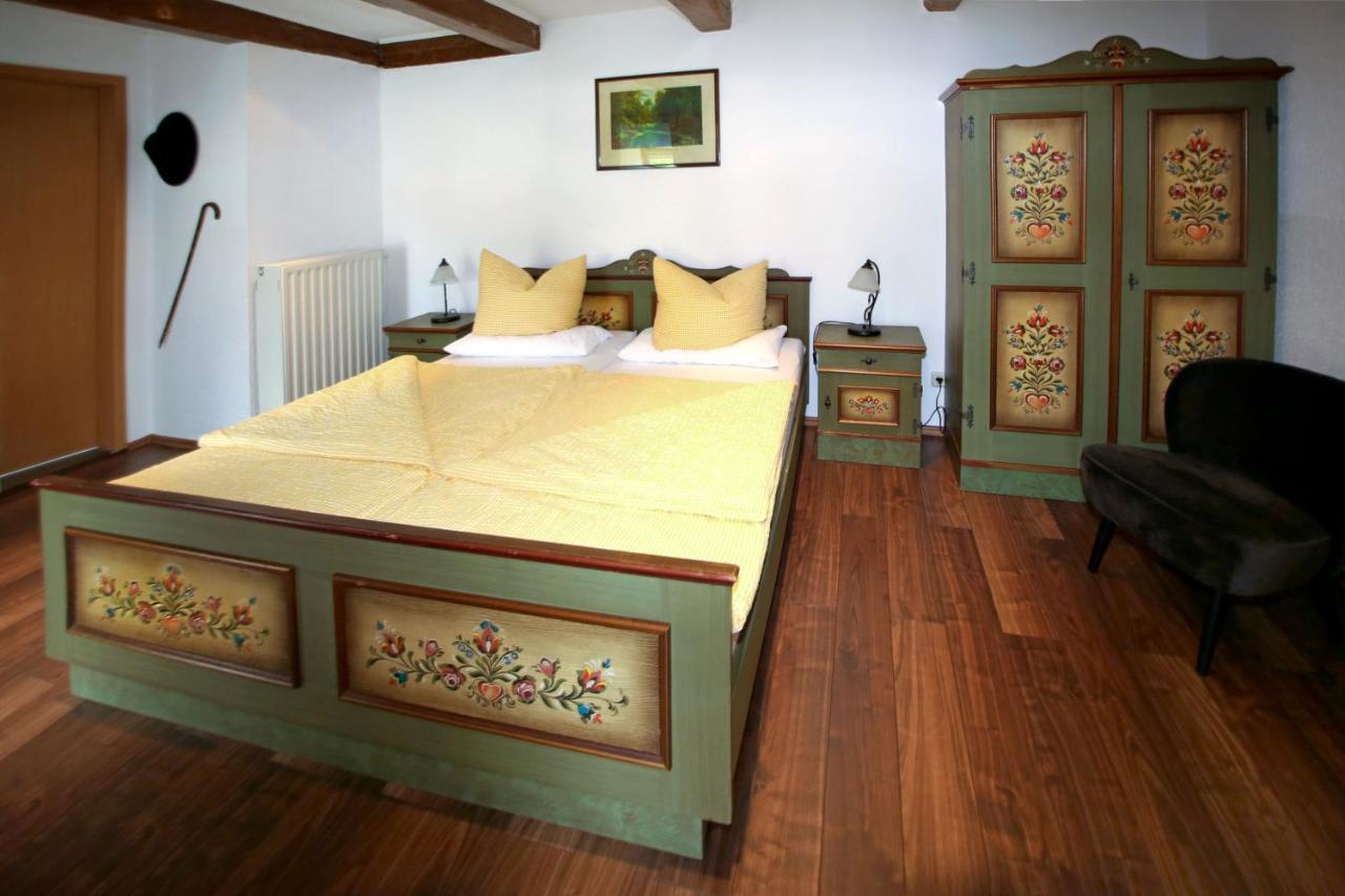 Romantik Landhaus & Pension Klaps Liebling 뤼벤 외부 사진