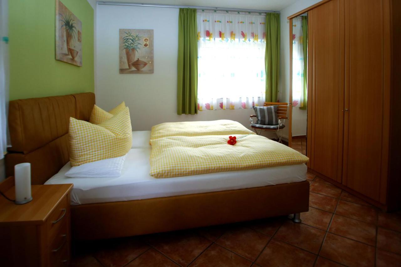 Romantik Landhaus & Pension Klaps Liebling 뤼벤 외부 사진