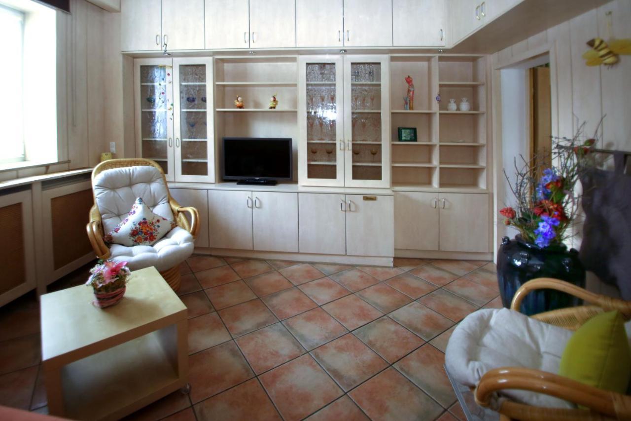 Romantik Landhaus & Pension Klaps Liebling 뤼벤 외부 사진