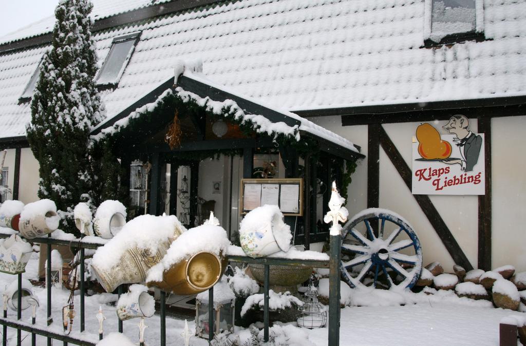 Romantik Landhaus & Pension Klaps Liebling 뤼벤 외부 사진
