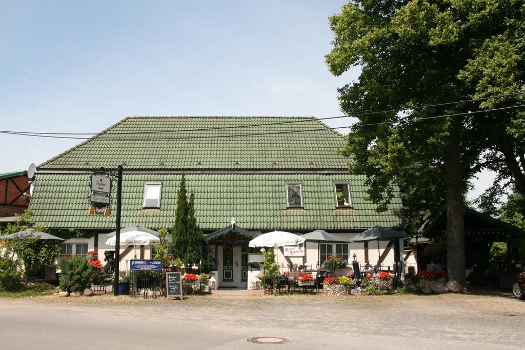 Romantik Landhaus & Pension Klaps Liebling 뤼벤 외부 사진