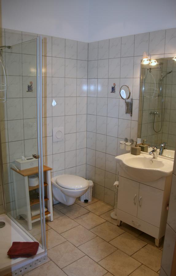 Romantik Landhaus & Pension Klaps Liebling 뤼벤 외부 사진